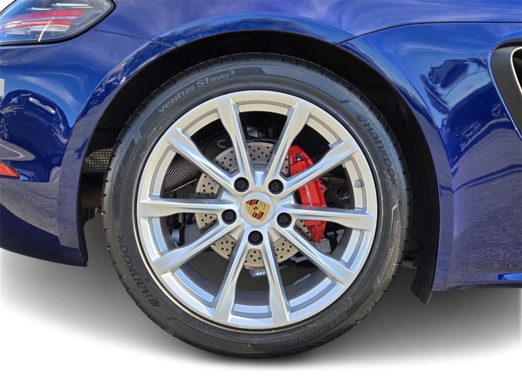 used 2024 Porsche 718 Boxster car, priced at $84,990