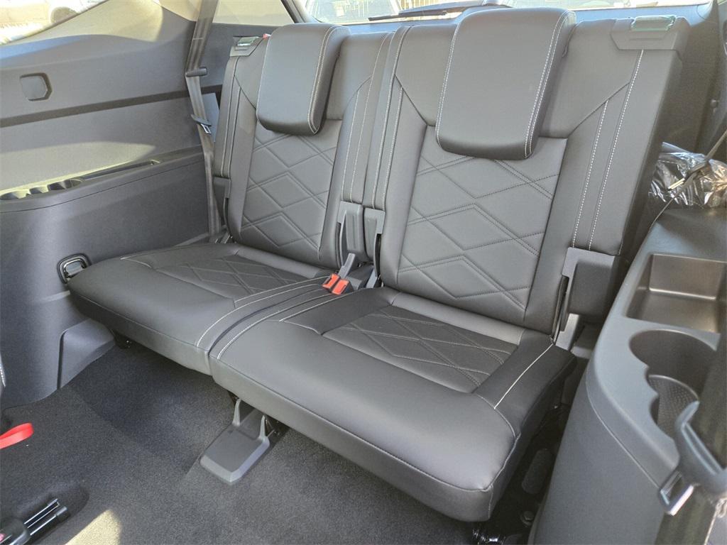 new 2025 Volkswagen Atlas car, priced at $38,287