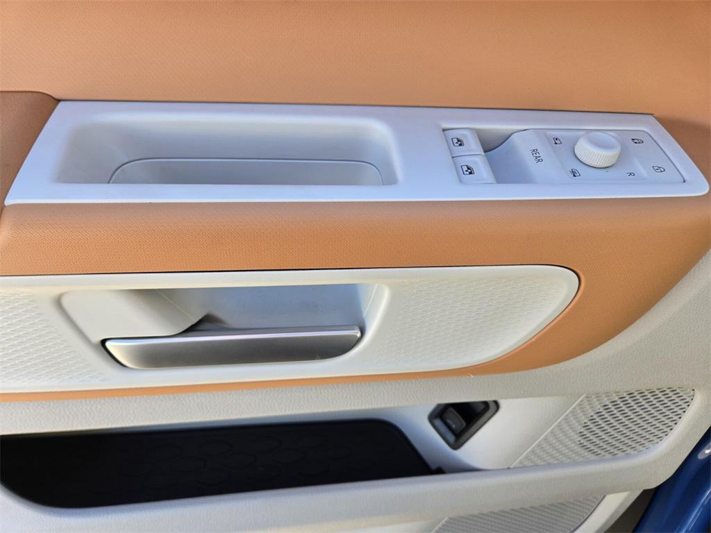 new 2025 Volkswagen ID. Buzz car, priced at $62,679