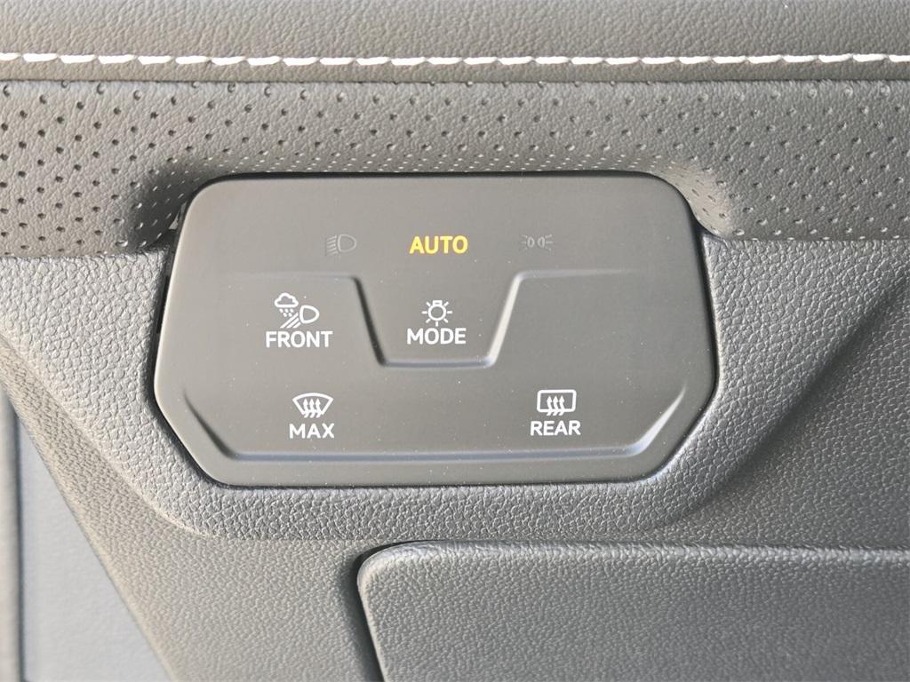 new 2025 Volkswagen Atlas Cross Sport car, priced at $37,575