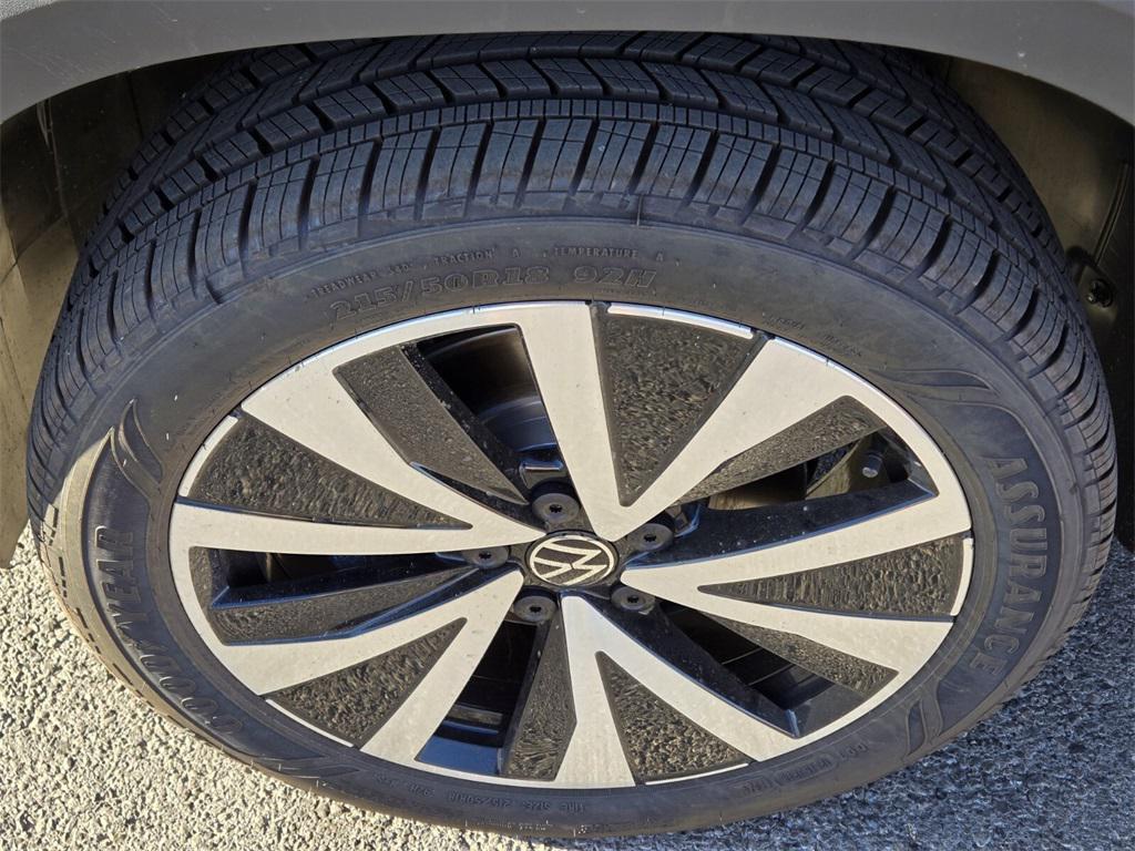 new 2024 Volkswagen Taos car, priced at $27,987
