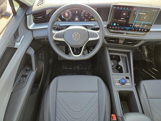 new 2025 Volkswagen Tiguan car, priced at $34,380