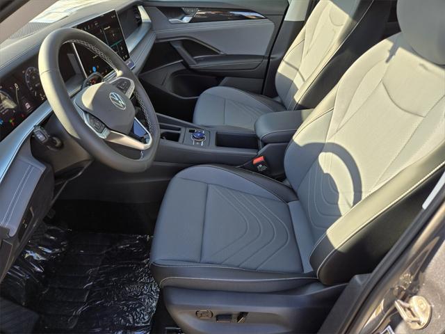 new 2025 Volkswagen Tiguan car, priced at $34,380