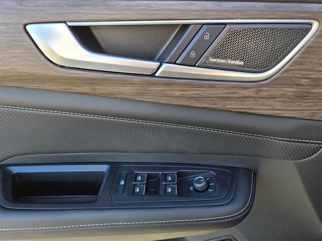 new 2025 Volkswagen Atlas car, priced at $48,480