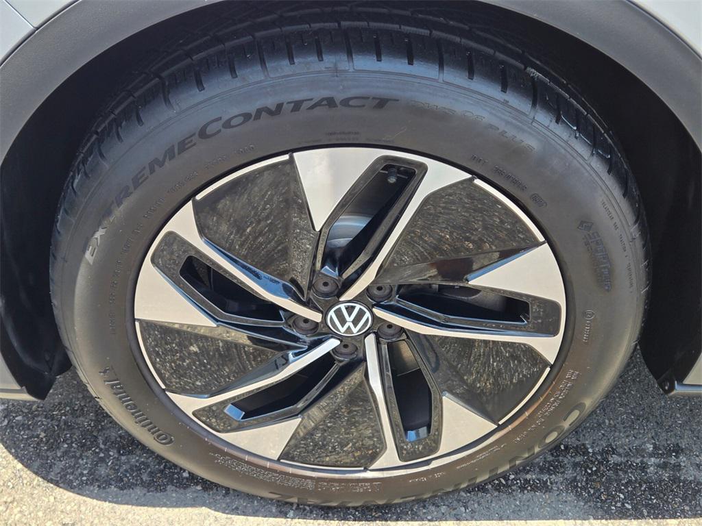 used 2021 Volkswagen ID.4 car, priced at $18,988
