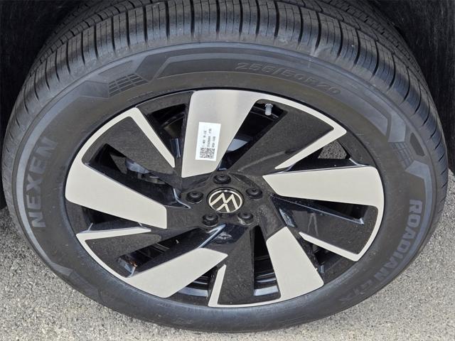 new 2025 Volkswagen Atlas Cross Sport car, priced at $41,428