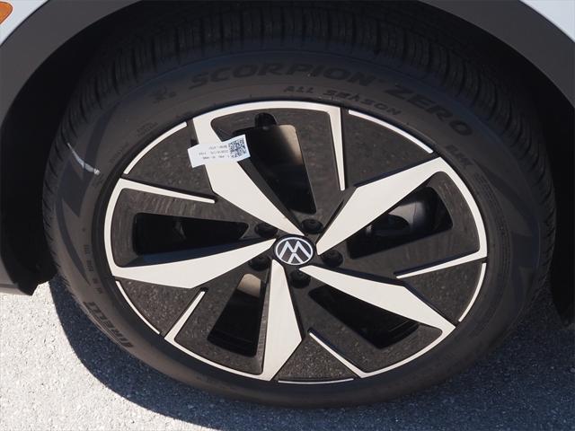 new 2023 Volkswagen ID.4 car, priced at $38,488