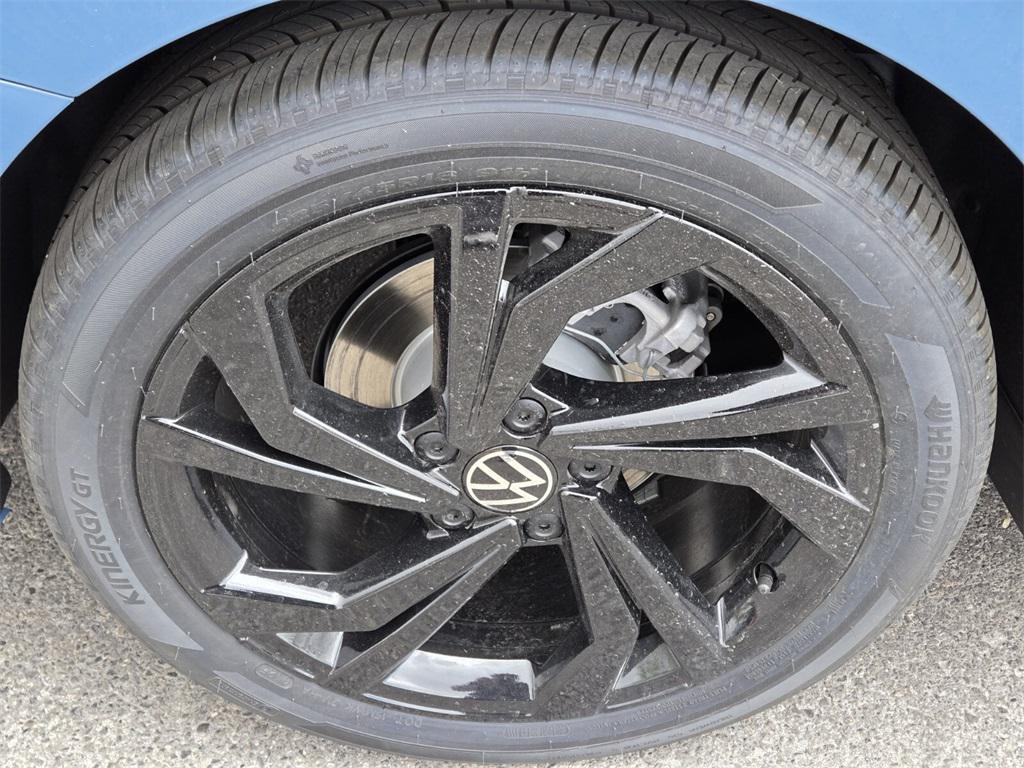 new 2025 Volkswagen Jetta car, priced at $27,228