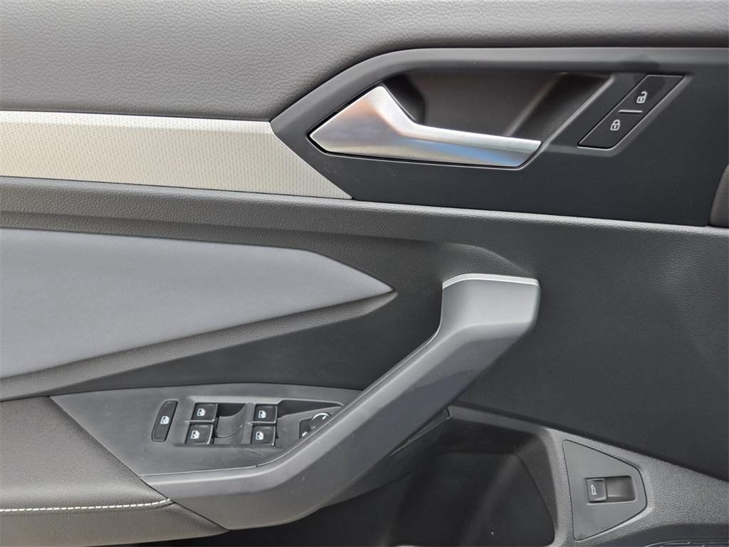 new 2025 Volkswagen Jetta car, priced at $27,228