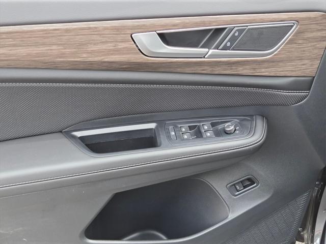 new 2025 Volkswagen Atlas car, priced at $45,244