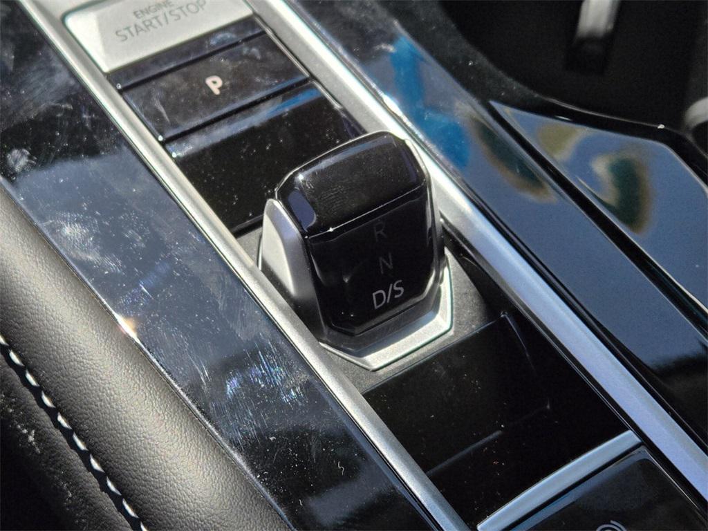 new 2025 Volkswagen Atlas car, priced at $48,480