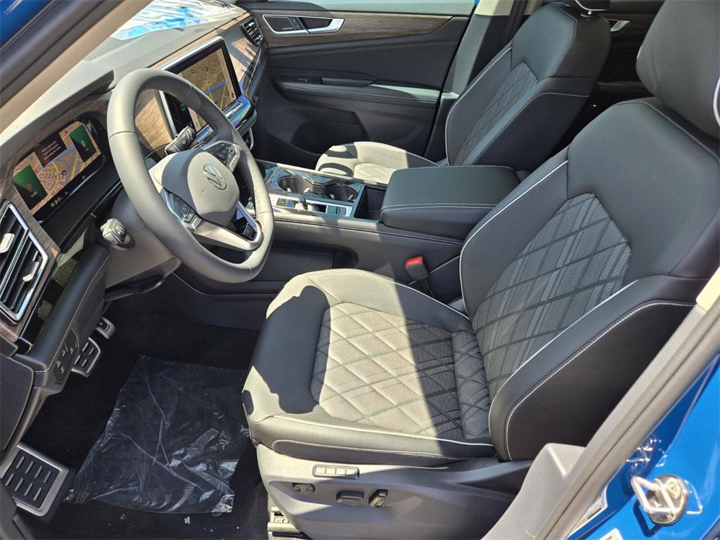 new 2025 Volkswagen Atlas car, priced at $48,480