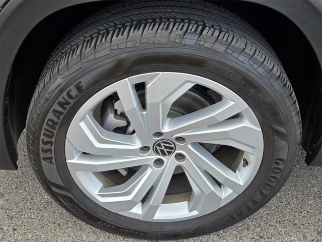 used 2023 Volkswagen Atlas car, priced at $31,998