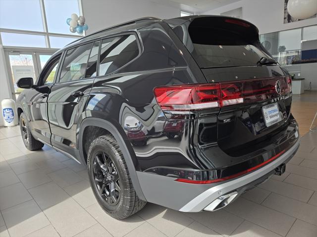 new 2025 Volkswagen Atlas car, priced at $43,307