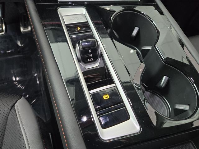 new 2025 Volkswagen Atlas car, priced at $43,307