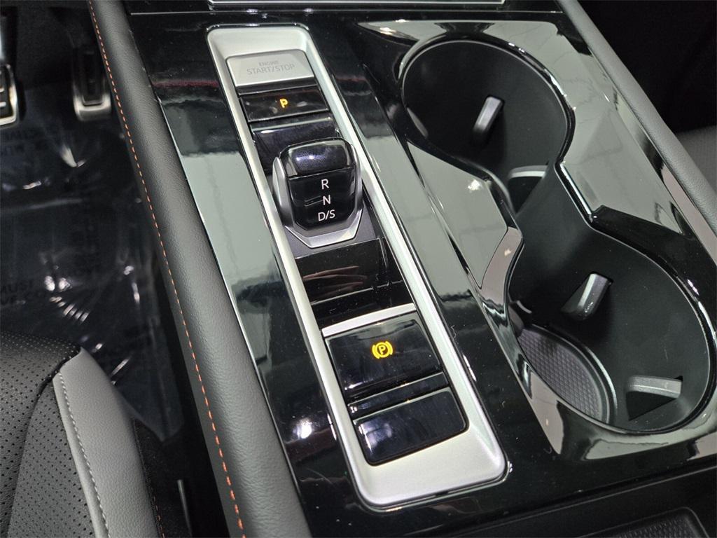 new 2025 Volkswagen Atlas car, priced at $41,815