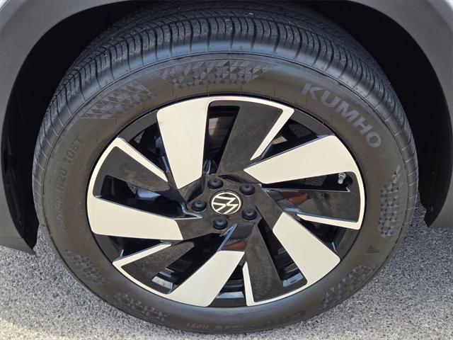 used 2024 Volkswagen Atlas Cross Sport car, priced at $35,987