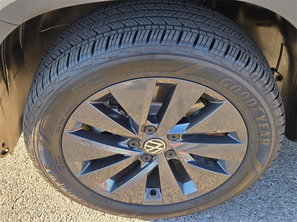 used 2024 Volkswagen Taos car, priced at $20,487