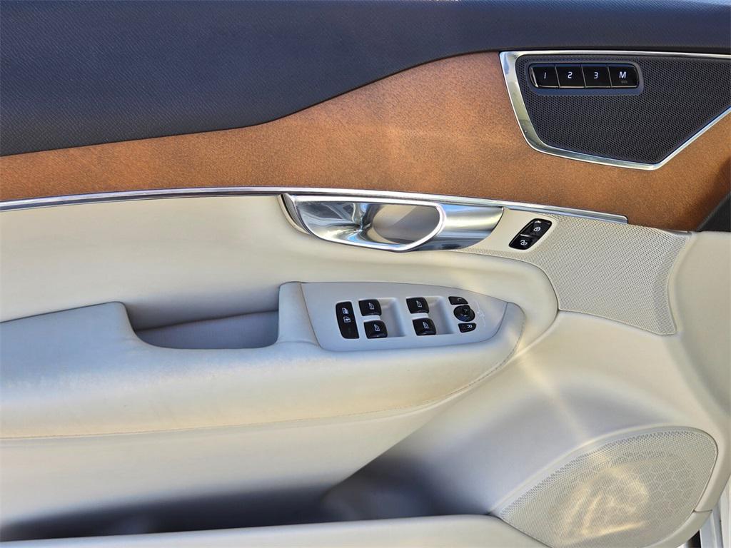 used 2018 Volvo XC90 car, priced at $16,687