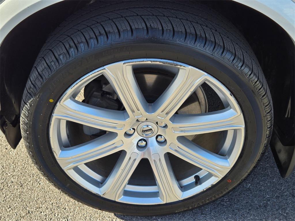 used 2018 Volvo XC90 car, priced at $16,687