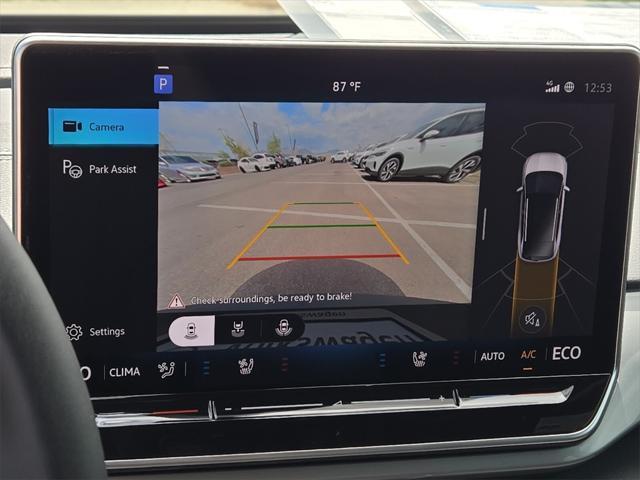 new 2025 Volkswagen ID.4 car, priced at $47,699