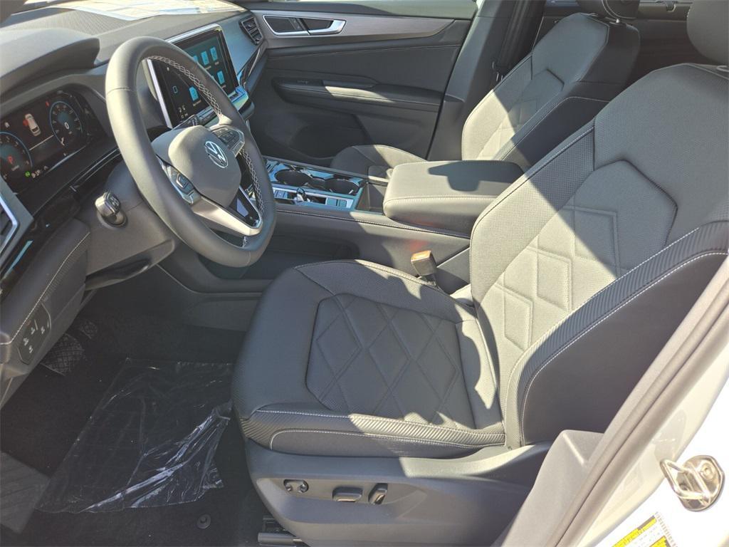 new 2025 Volkswagen Atlas Cross Sport car, priced at $37,161