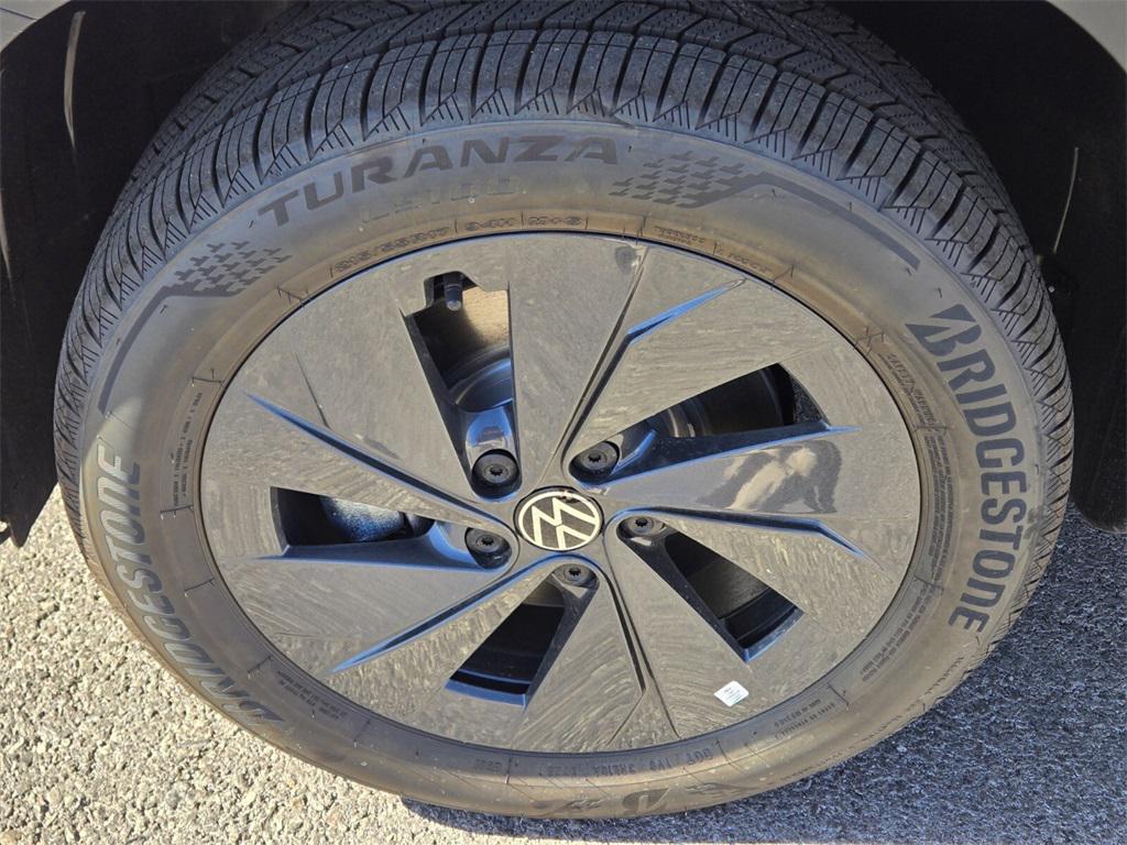 new 2025 Volkswagen Taos car, priced at $25,545
