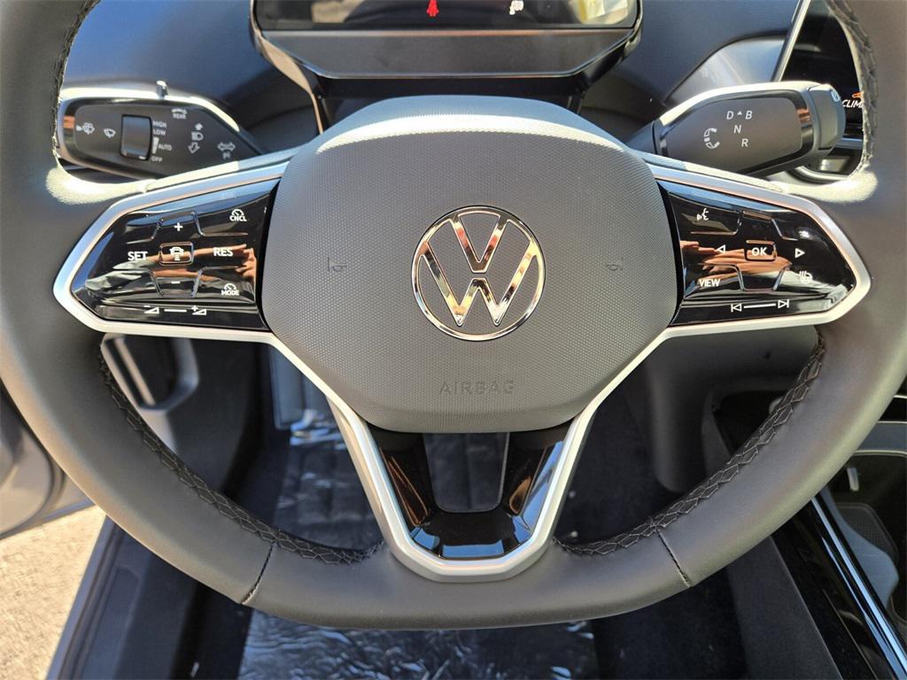 new 2025 Volkswagen ID.4 car, priced at $43,821