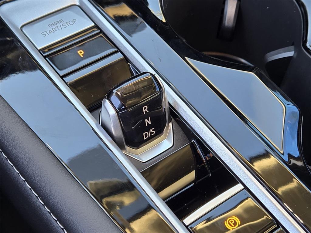 new 2026 Volkswagen Atlas car, priced at $44,258