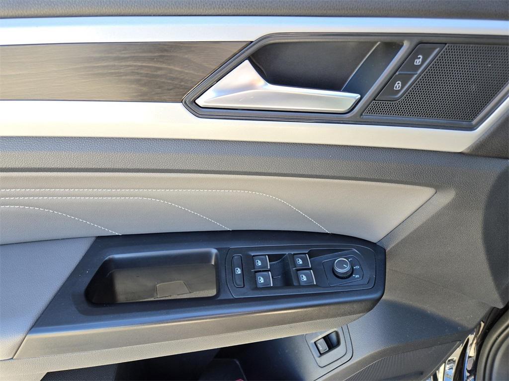 used 2021 Volkswagen Atlas car, priced at $26,988