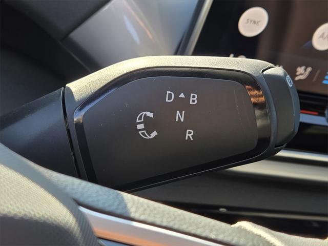 new 2025 Volkswagen ID.4 car, priced at $50,675