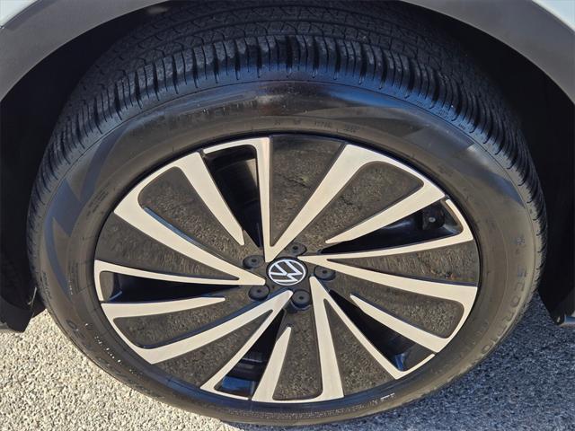 used 2023 Volkswagen ID.4 car, priced at $32,987