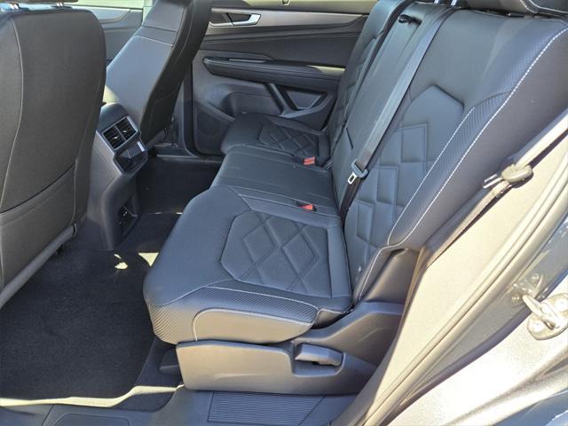 new 2025 Volkswagen Atlas Cross Sport car, priced at $38,430