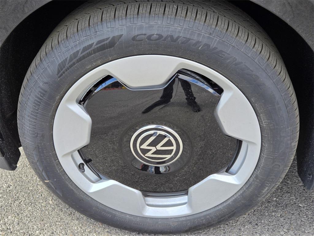 new 2025 Volkswagen ID. Buzz car, priced at $58,987