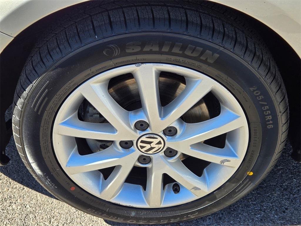 used 2010 Volkswagen Jetta car, priced at $6,887