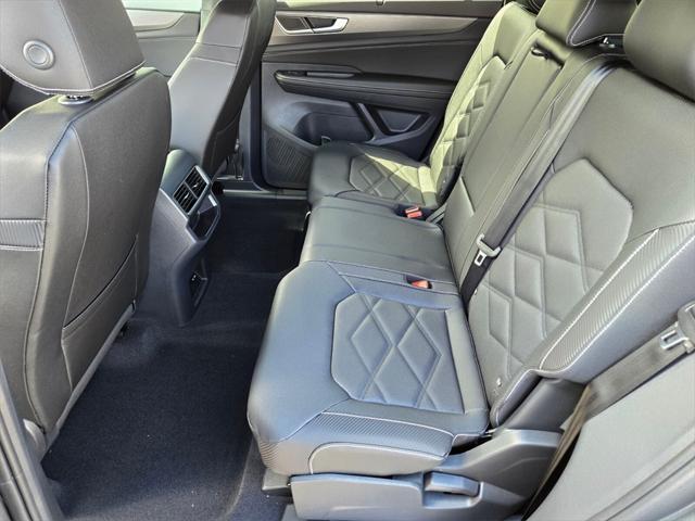 new 2025 Volkswagen Atlas Cross Sport car, priced at $38,096