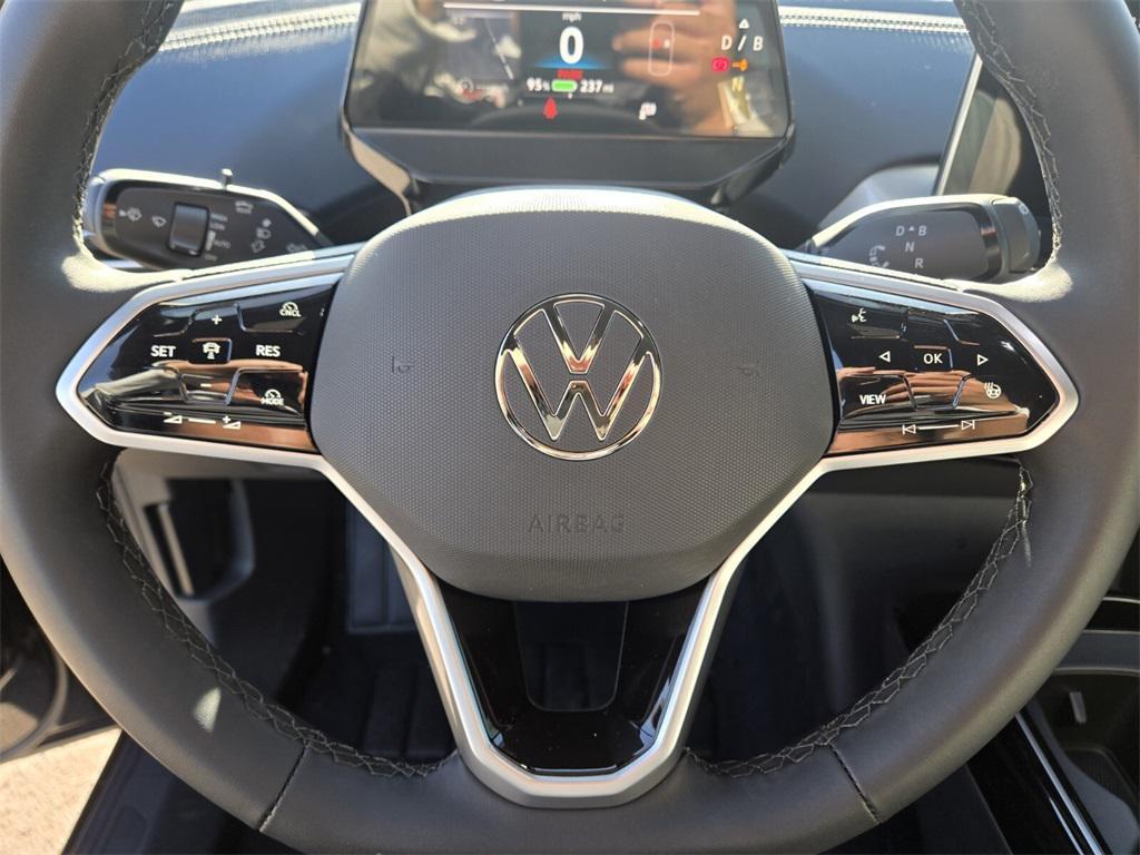new 2025 Volkswagen ID.4 car, priced at $46,760