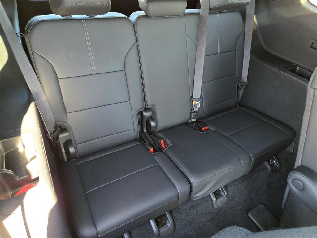 used 2024 GMC Acadia car, priced at $35,887