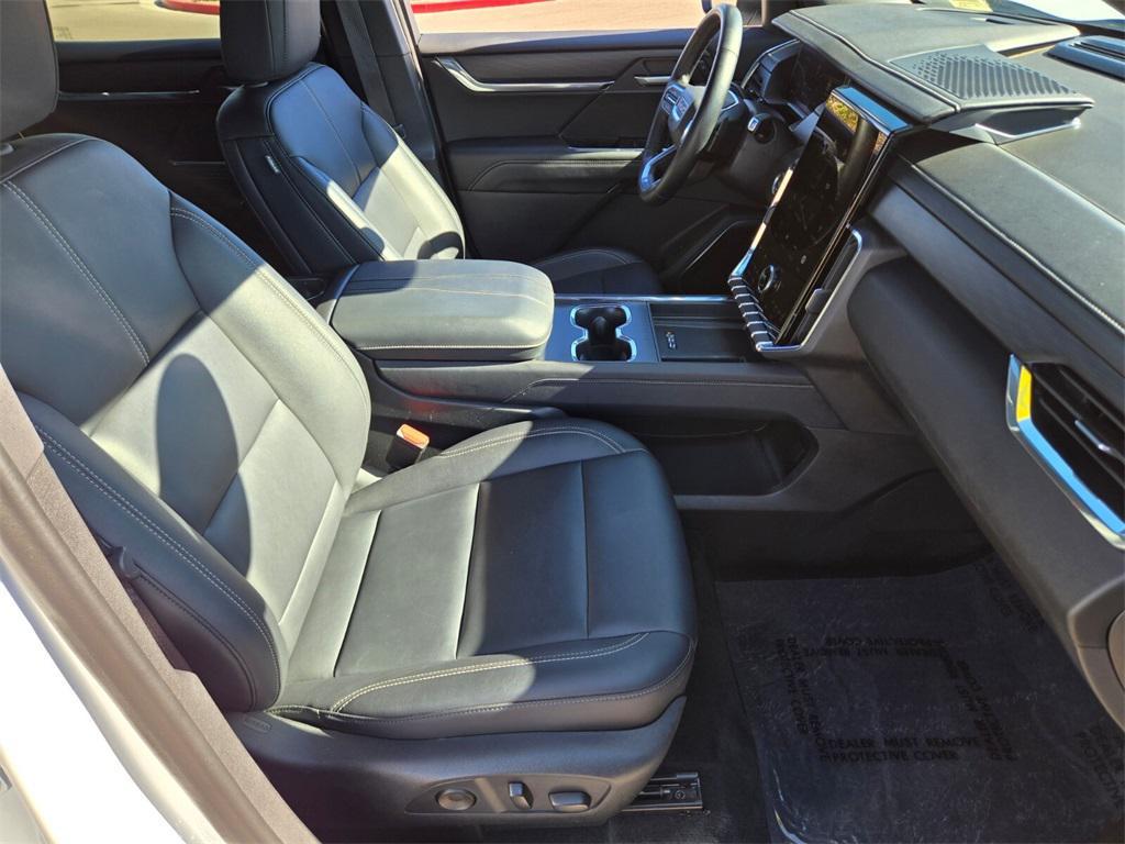 used 2024 GMC Acadia car, priced at $35,887