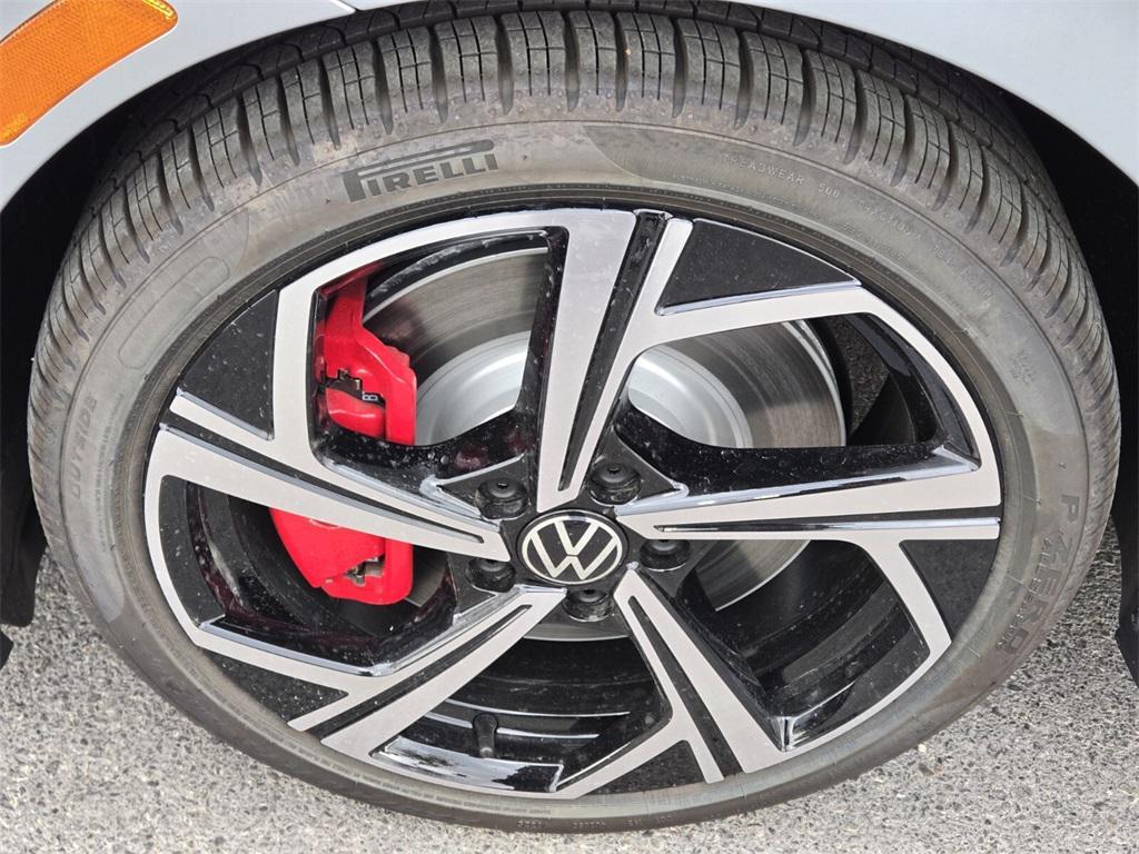 new 2025 Volkswagen Golf GTI car, priced at $39,455