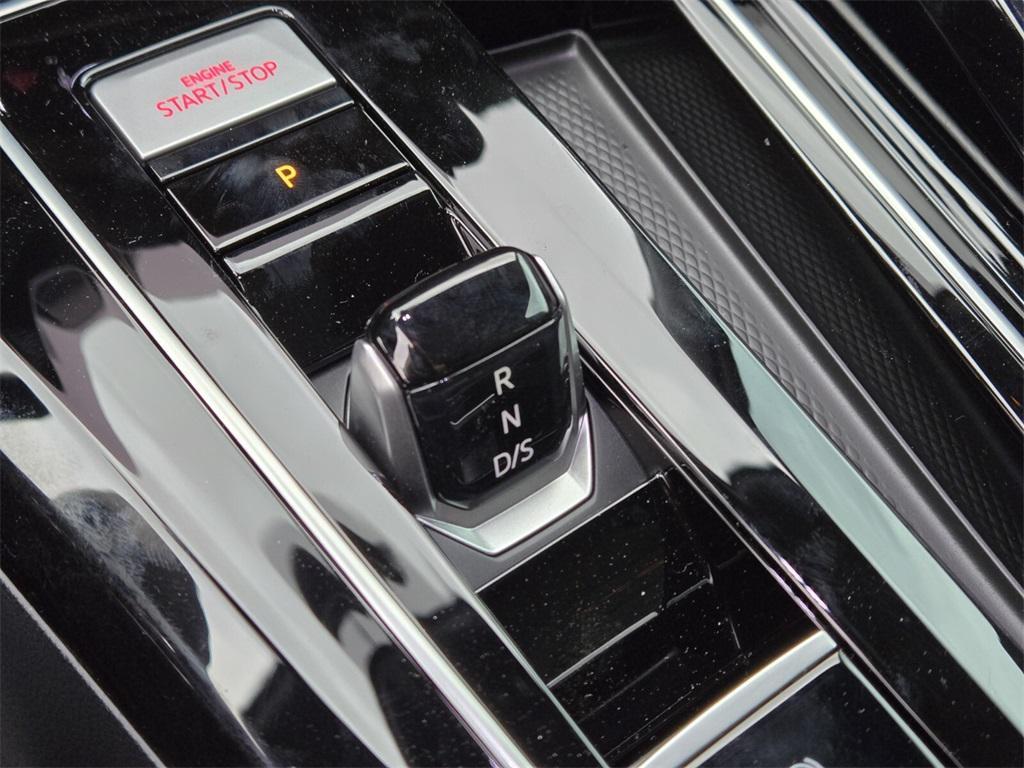 new 2025 Volkswagen Golf GTI car, priced at $39,455