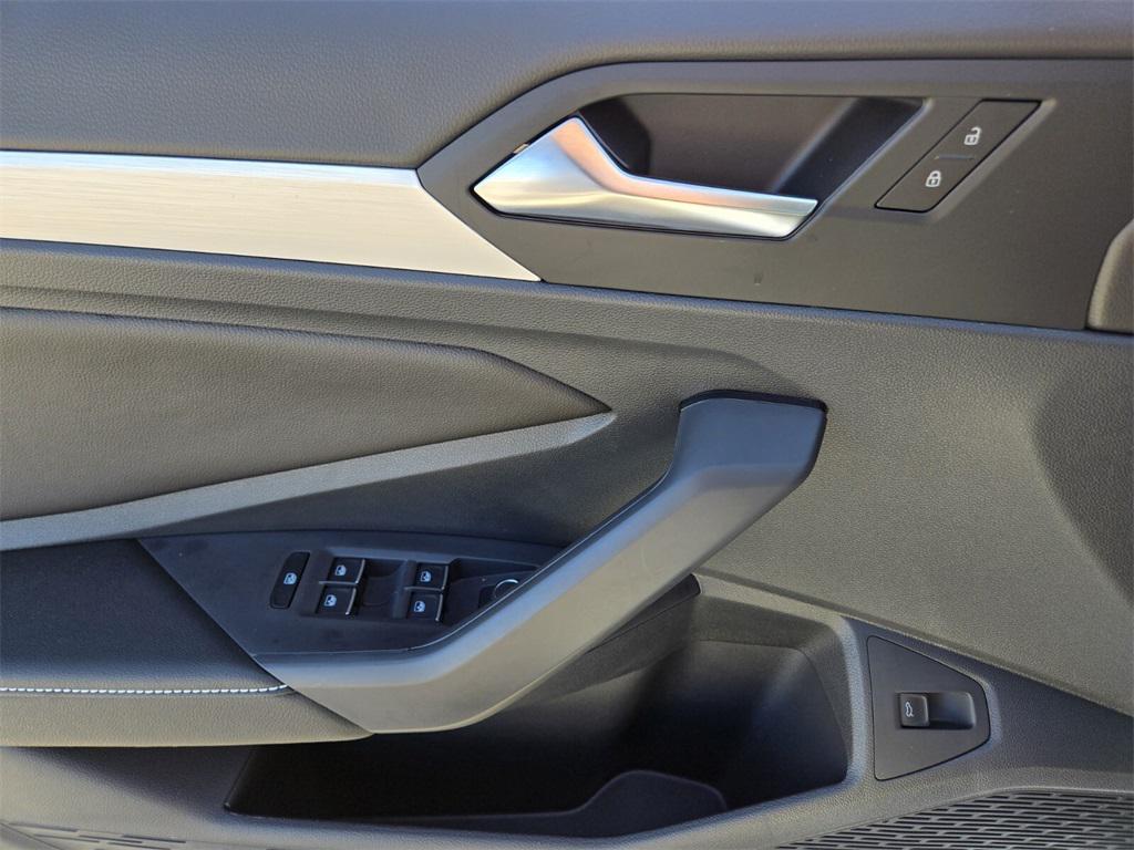 new 2025 Volkswagen Jetta car, priced at $23,477