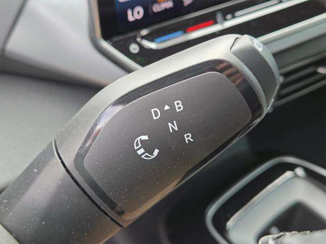 new 2025 Volkswagen ID.4 car, priced at $39,329