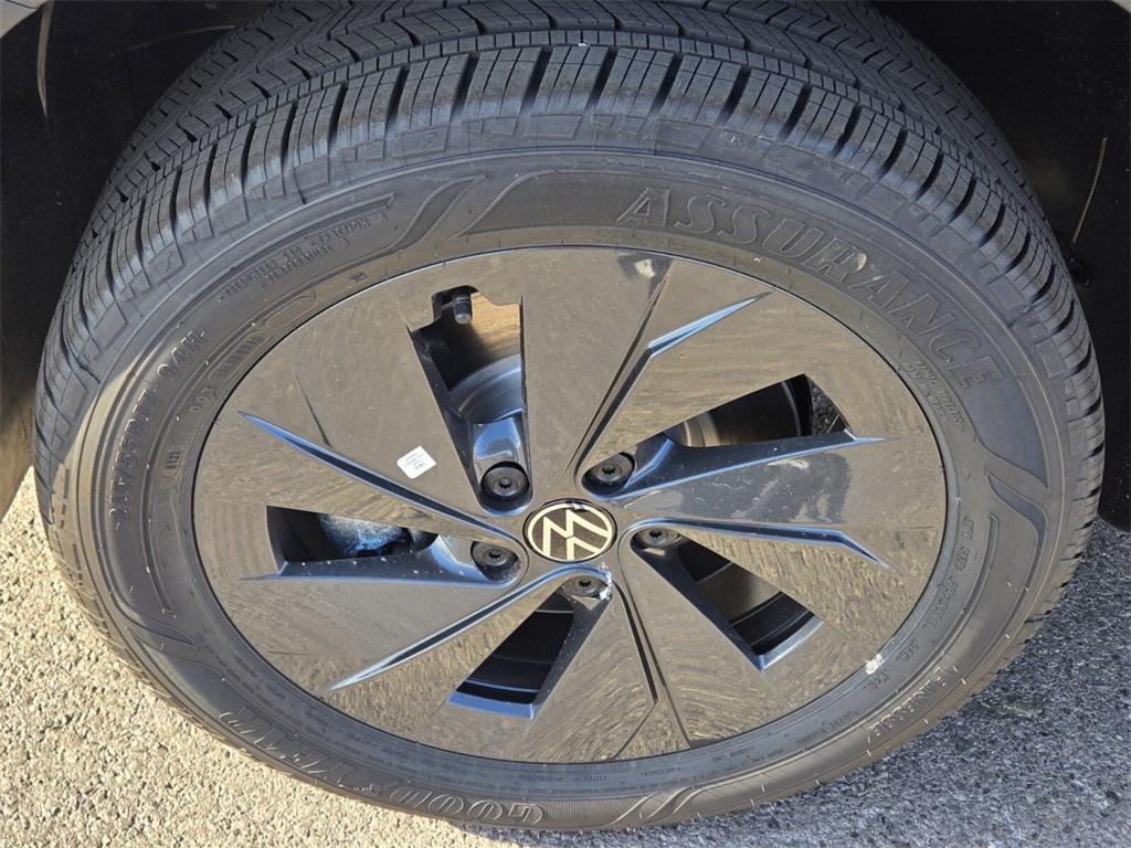 new 2025 Volkswagen Taos car, priced at $25,535