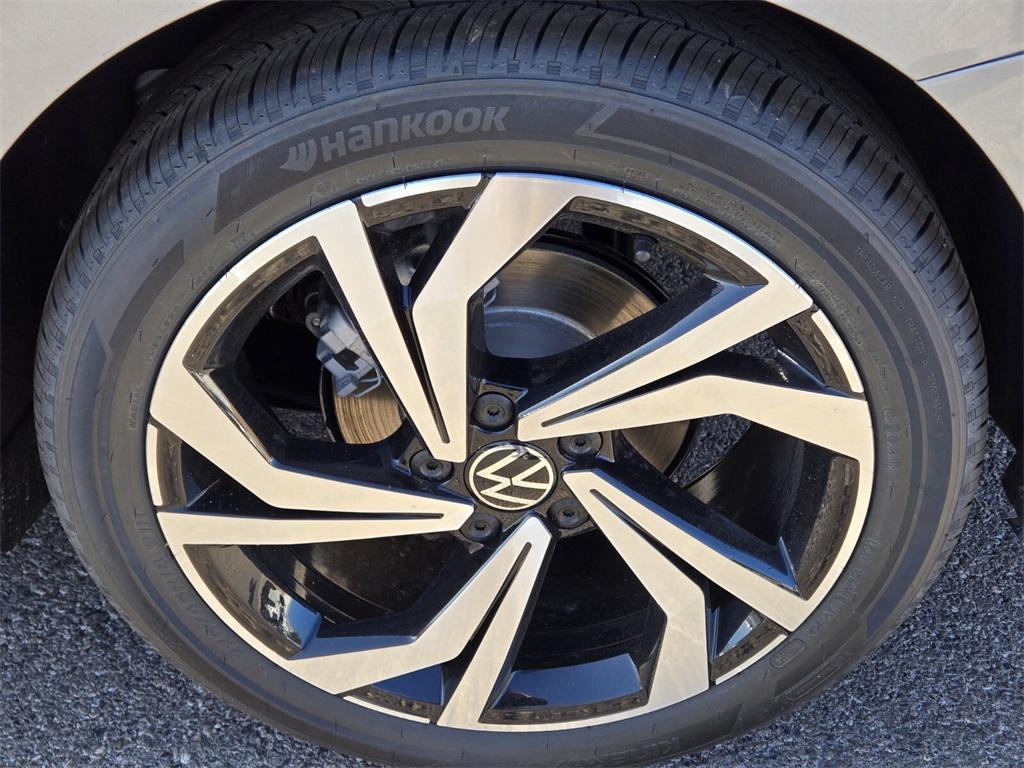 new 2025 Volkswagen Jetta car, priced at $28,728
