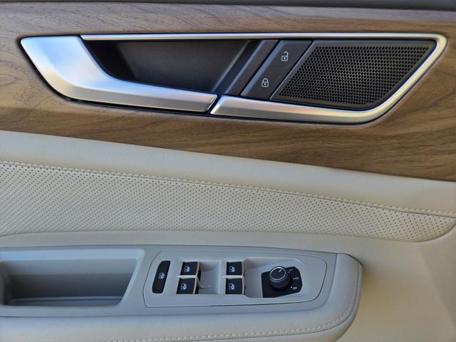 new 2025 Volkswagen Atlas car, priced at $35,200