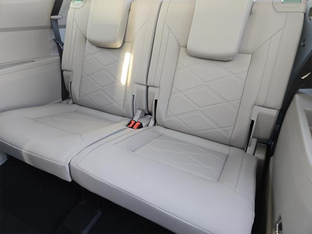 new 2025 Volkswagen Atlas car, priced at $35,200
