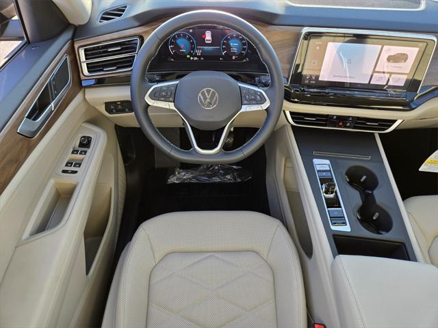 new 2025 Volkswagen Atlas car, priced at $35,200