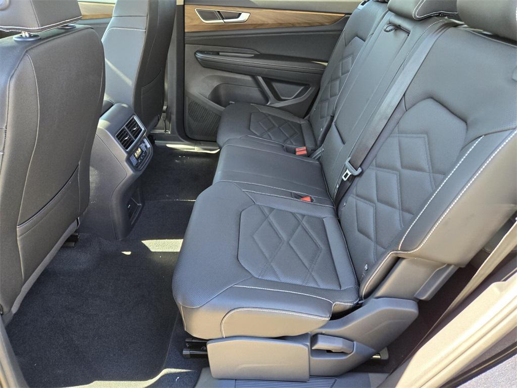 new 2026 Volkswagen Atlas car, priced at $38,570