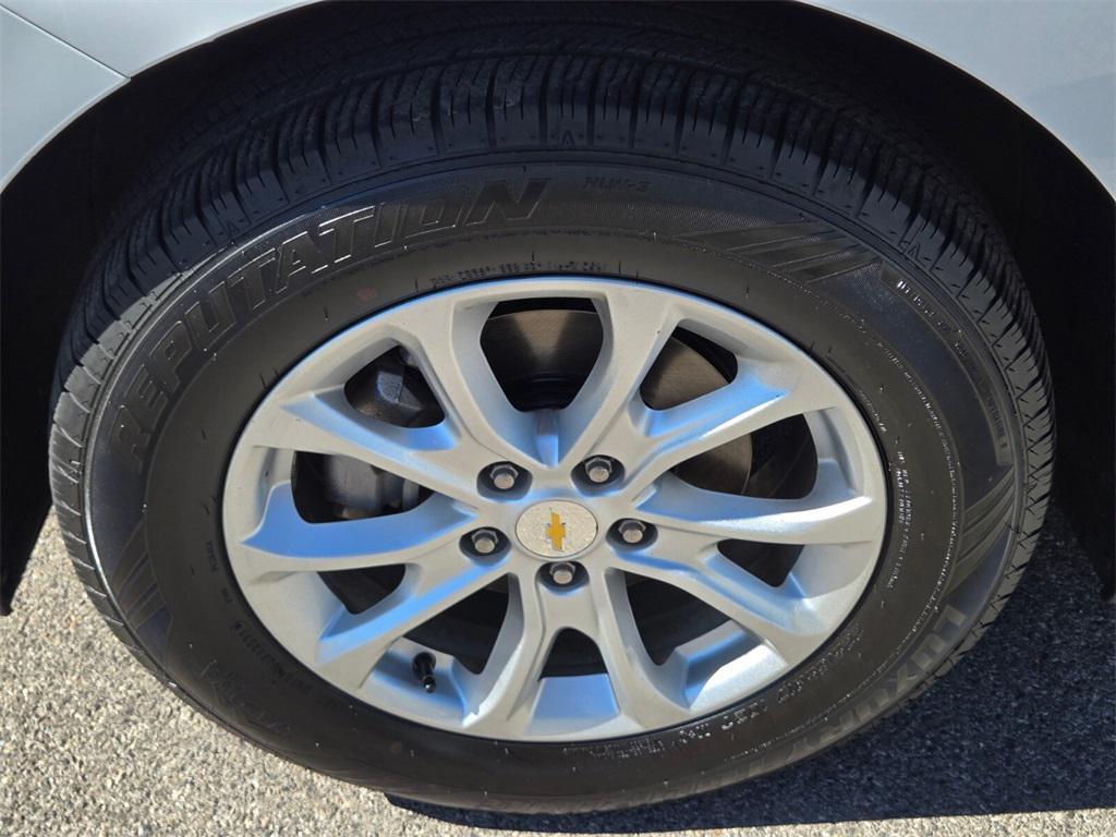 used 2018 Chevrolet Equinox car, priced at $12,187